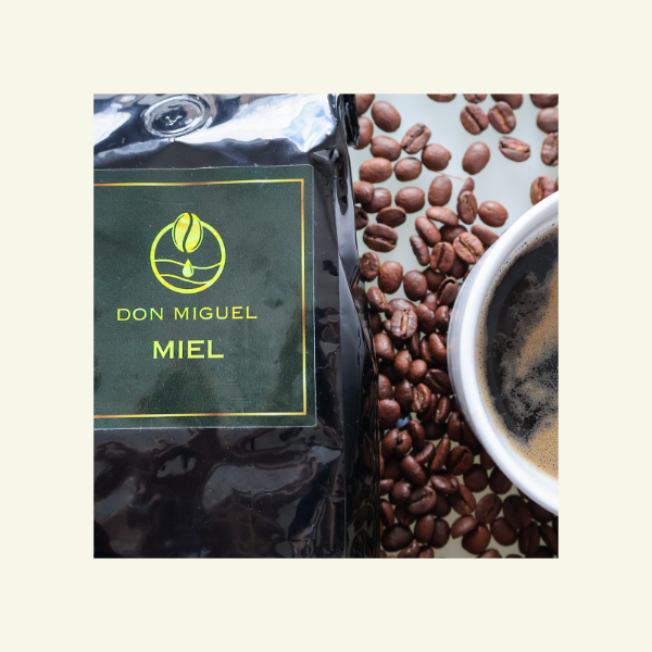 CAFÉ LE MIEL | AVEC UNE DOUCE NOTE SUCRÉE